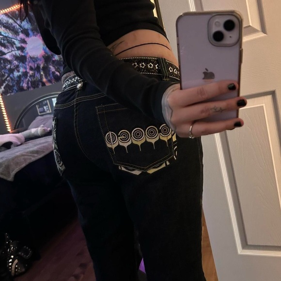 Low rise Coogi jeans <3 - Picture 8 of 8